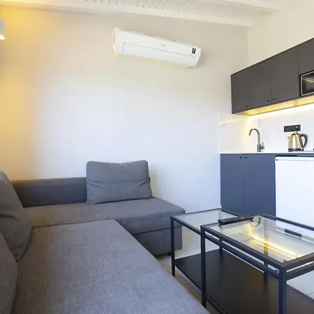 Aegean - Marina & Chios Island View Apartament *