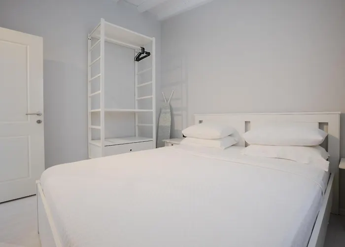 Aegean - Marina & Chios Island View דירה Çeşme