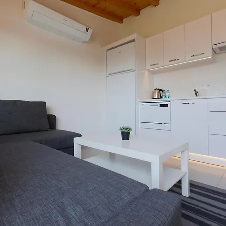 Apartment Aegean - Marina & Chios Island View